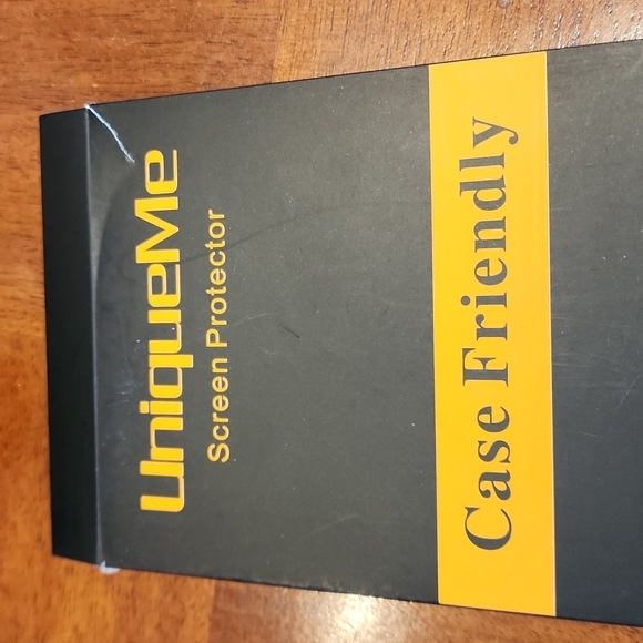 Tempered glass screen protector for Samsung Galaxy S10+ - Picture 3 of 8